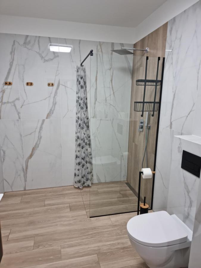 Perlowy Apartament Kutno Luaran gambar
